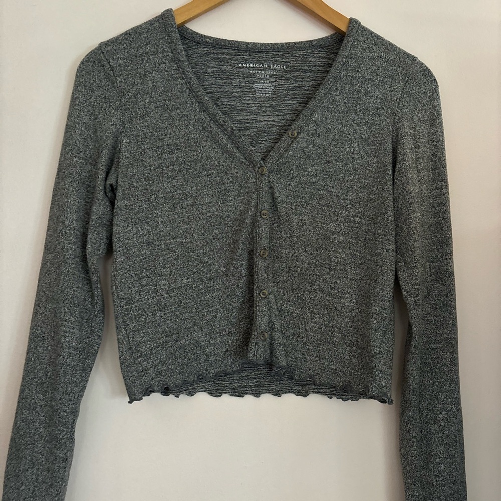 American Eagle Grey Button Down Top